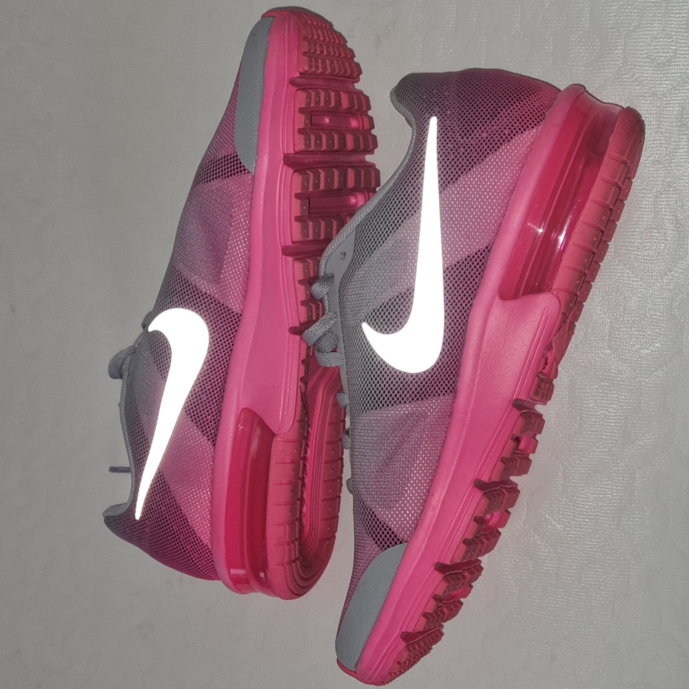  Nike Air Max Sequent Women's Size 6 Running Shoes